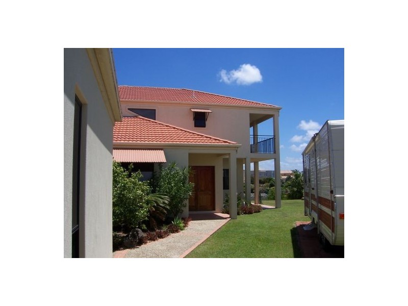 35 Notredame Court, Varsity Lakes QLD 4227