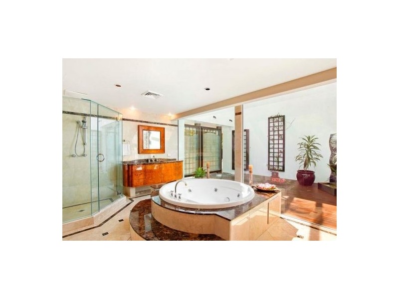 19 Bellara Street, Ashmore QLD 4214