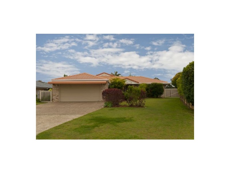 16 Oak Hill Crescent, Parkwood QLD 4214