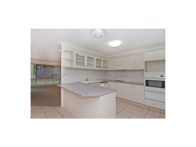 16 Oak Hill Crescent, Parkwood QLD 4214