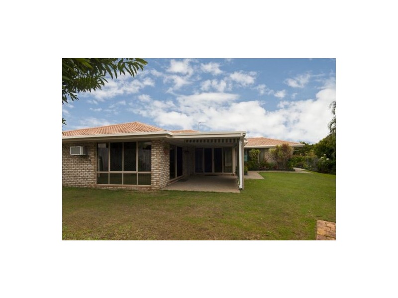 16 Oak Hill Crescent, Parkwood QLD 4214
