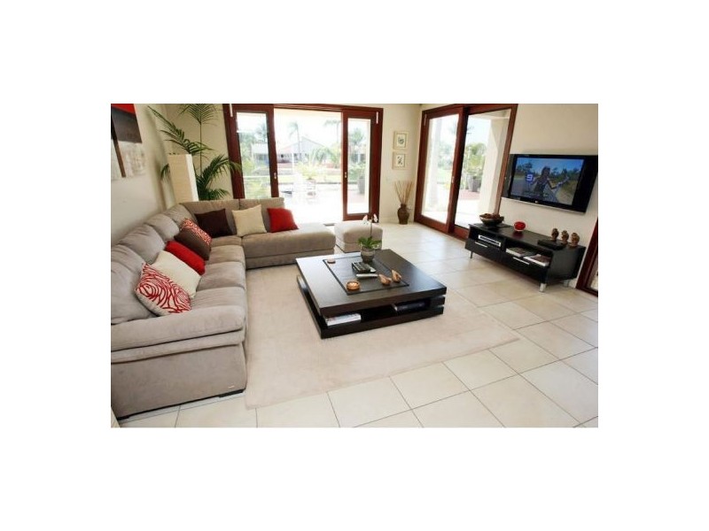 48 Charolais Crescent, Benowa Waters QLD 4217