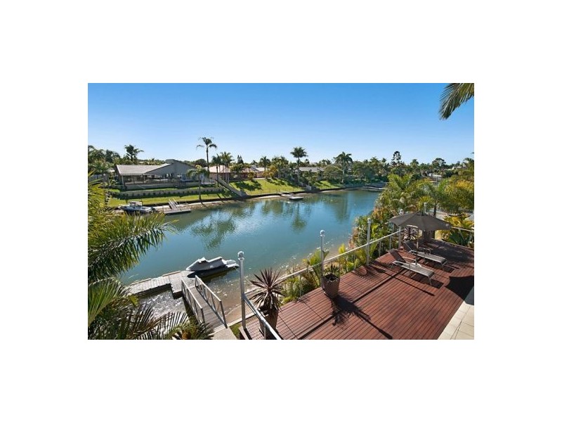 48 Charolais Crescent, Benowa Waters QLD 4217
