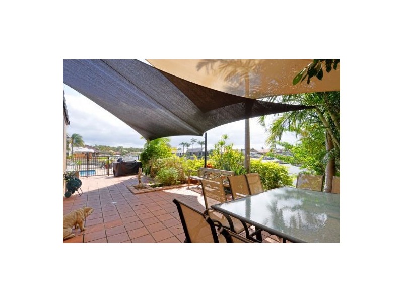 352 Bayview Street, Hollywell QLD 4216