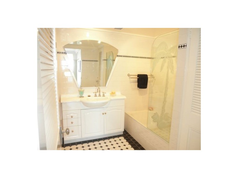 Aprt 1202 ‘Spectrum’ 3 River Drive, Surfers Paradise QLD 4217