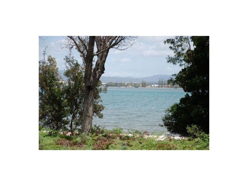 Lot 5 C9133 Currigee South Stradbroke Island, South Stradbroke QLD 4216