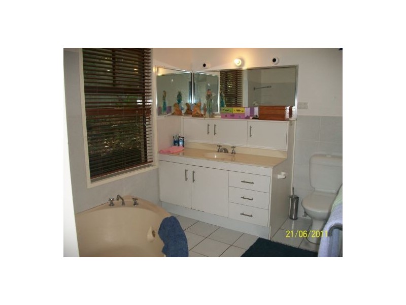 686 Southport-Nerang Road/off Bellara Street, Ashmore QLD 4214