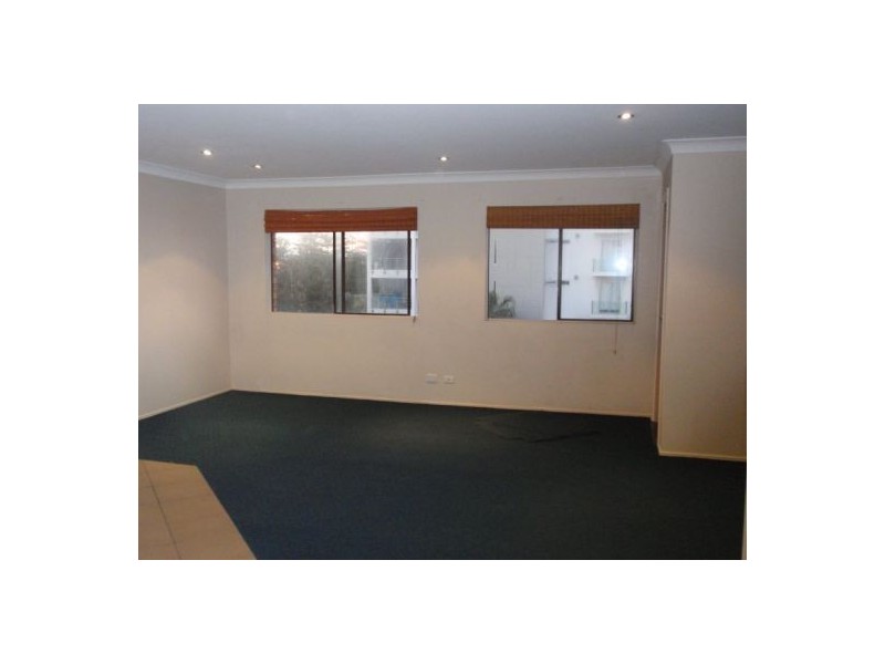 Unit 10/ 276 The Esplanade, Miami QLD 4220