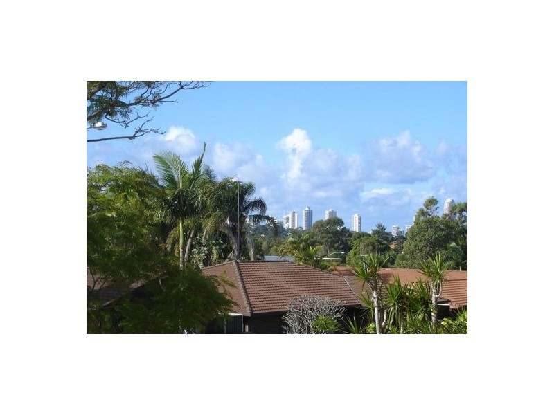 20 Kerria Crescent, Ashmore QLD 4214