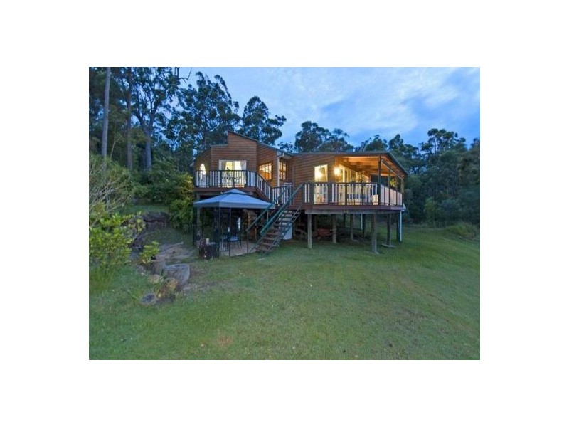 86 Tourmaline Court, Bonogin QLD 4213