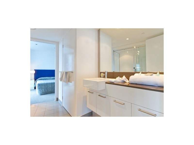 Unit 1607 ‘Artique’ 18 Enderley Avenue, Surfers Paradise QLD 4217