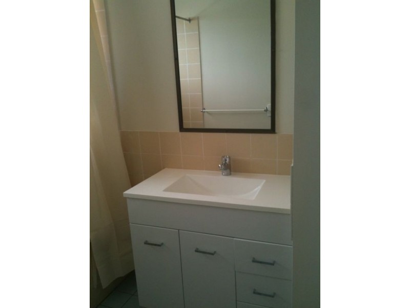 1/25  Doggett Drive, Miami QLD 4220