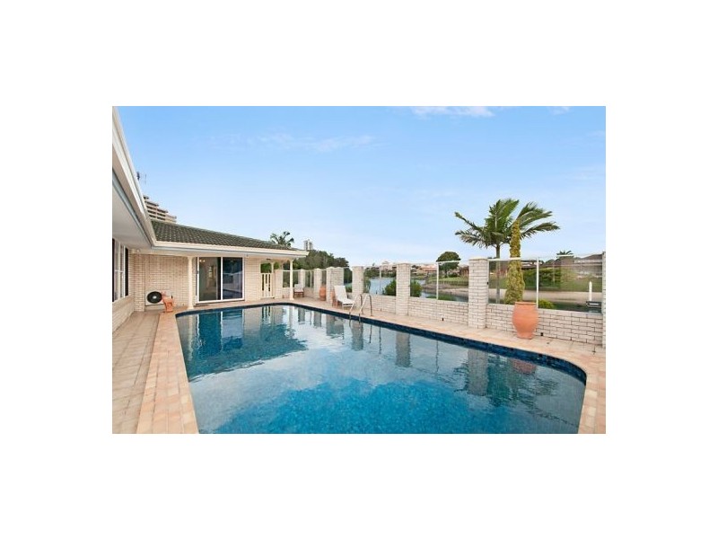 4-6 Merrimac Boulevard, Broadbeach Waters QLD 4218