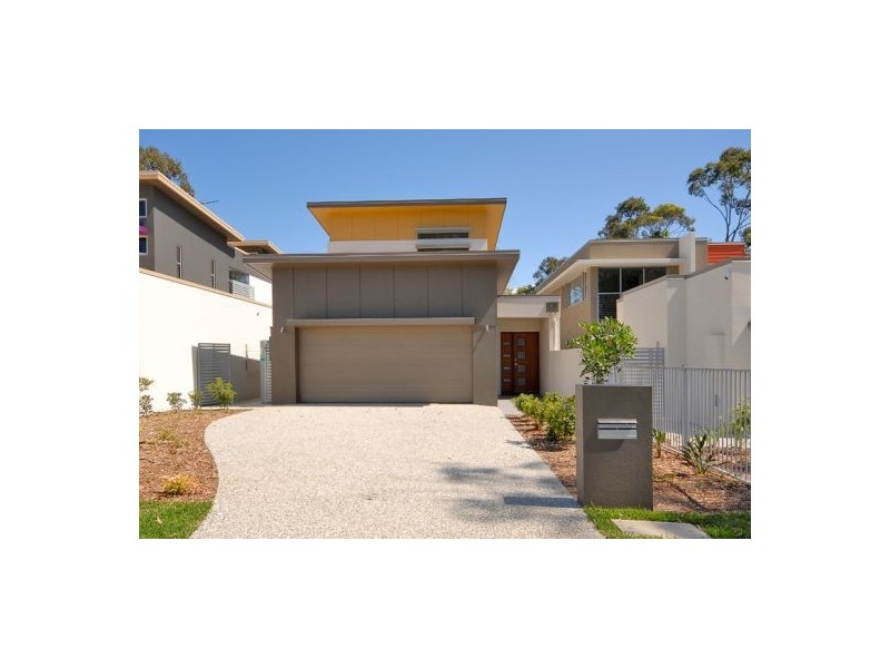76 Bamboo Avenue (Tashey Court), Bundall QLD 4217