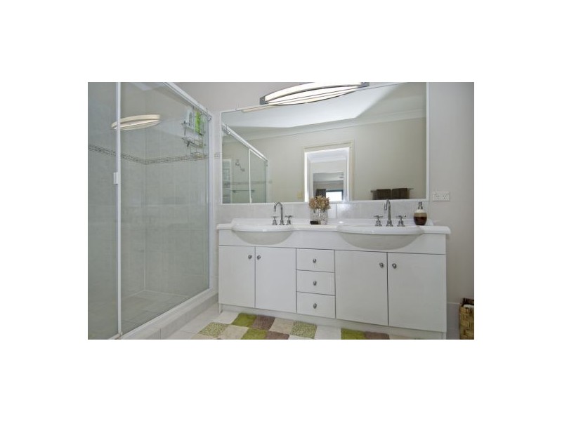 Unit 15 ‘Mariner Quays’ 3 Lee Road, Runaway Bay QLD 4216