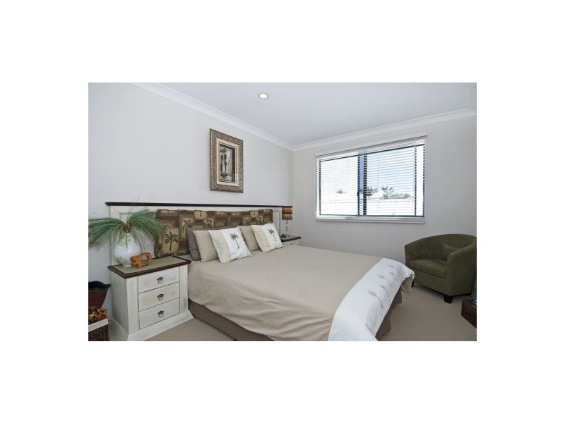 Unit 15 ‘Mariner Quays’ 3 Lee Road, Runaway Bay QLD 4216