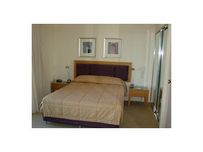 Broadbeach QLD 4218