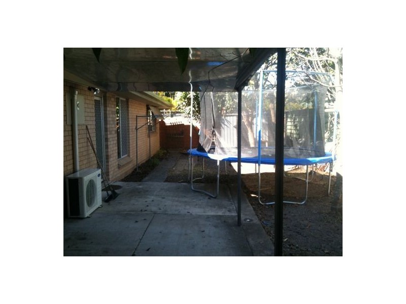 61  Allambi Ave, Broadbeach Waters QLD 4218