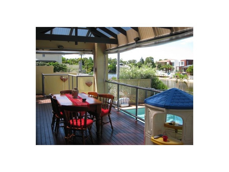 3 Wallaby Place, Sorrento QLD 4217