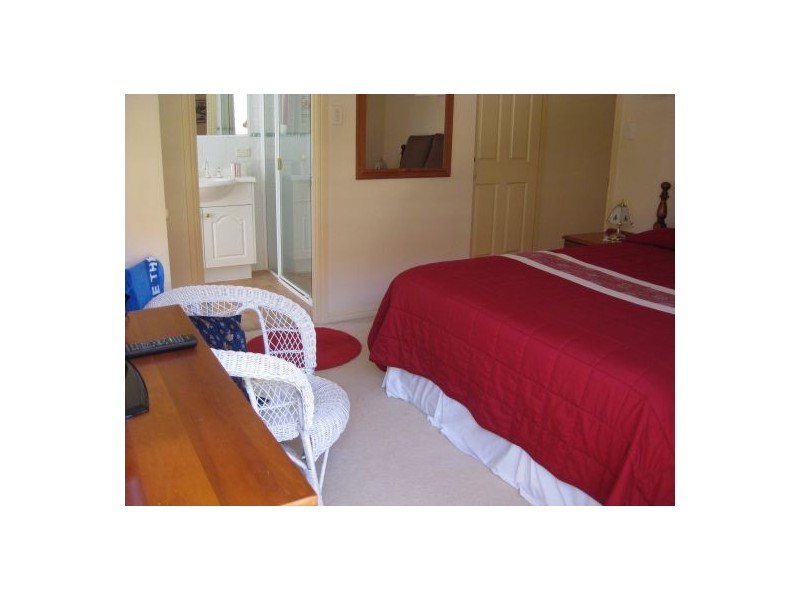 3 Wallaby Place, Sorrento QLD 4217