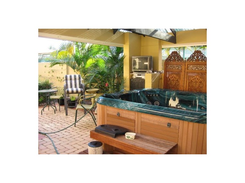 3 Wallaby Place, Sorrento QLD 4217