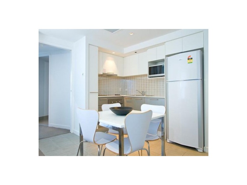 Unit 401 ‘Artique’ 18 Enderley Avenue, Surfers Paradise QLD 4217