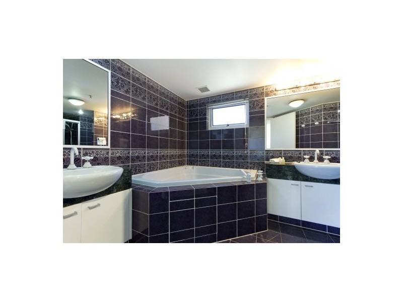 Unit 86 ‘Belle Maison’ 129 Surf Parade, Broadbeach QLD 4218