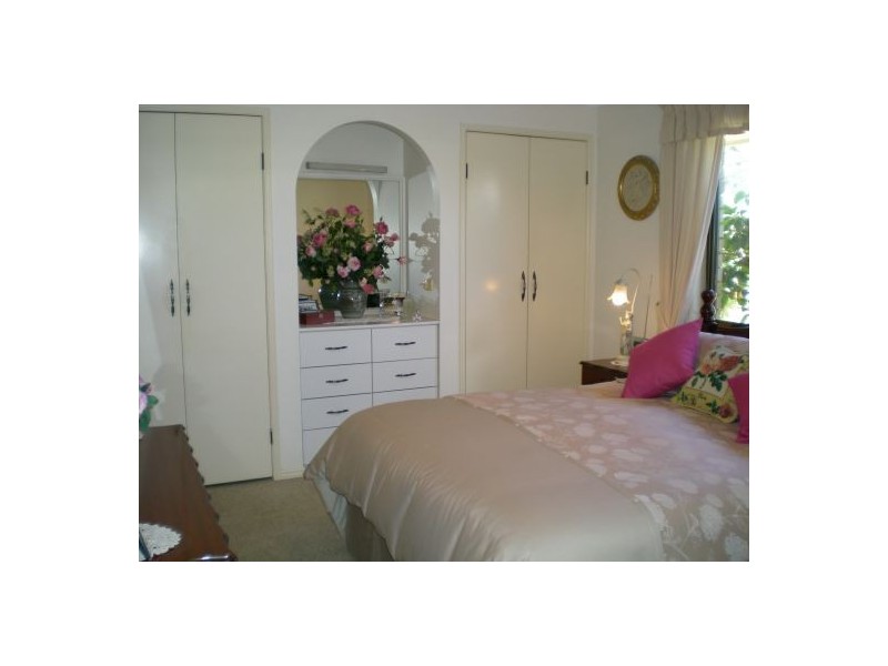 Unit 1 11 Huon Crescent, Runaway Bay QLD 4216