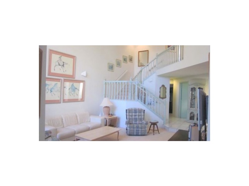 11/24 Ron Penhaligon Way, Robina QLD 4226