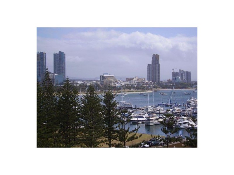 Unit 14 ‘Admiral North’ 14 Macarthur Parade, Main Beach QLD 4217