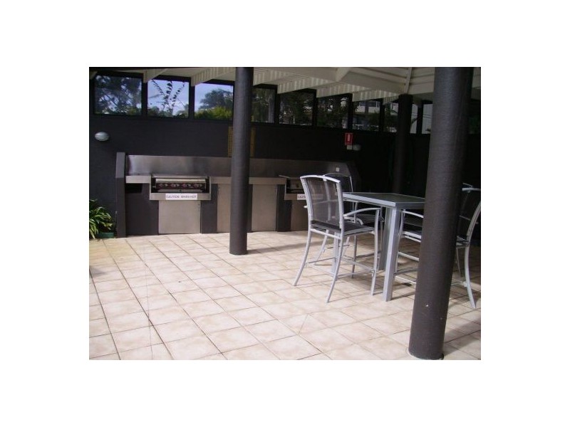 Unit 14 ‘Admiral North’ 14 Macarthur Parade, Main Beach QLD 4217