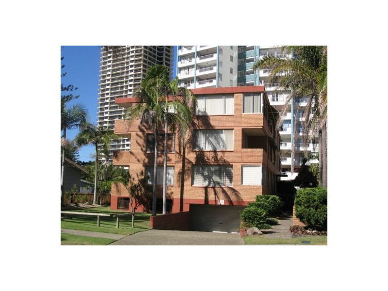 9/10 Frederick St, Surfers Paradise QLD 4217