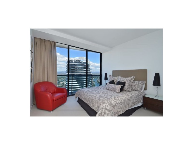 3704 Charles Ave, Broadbeach QLD 4218
