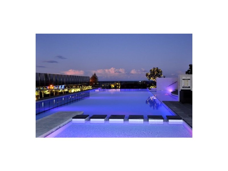 3704 Charles Ave, Broadbeach QLD 4218