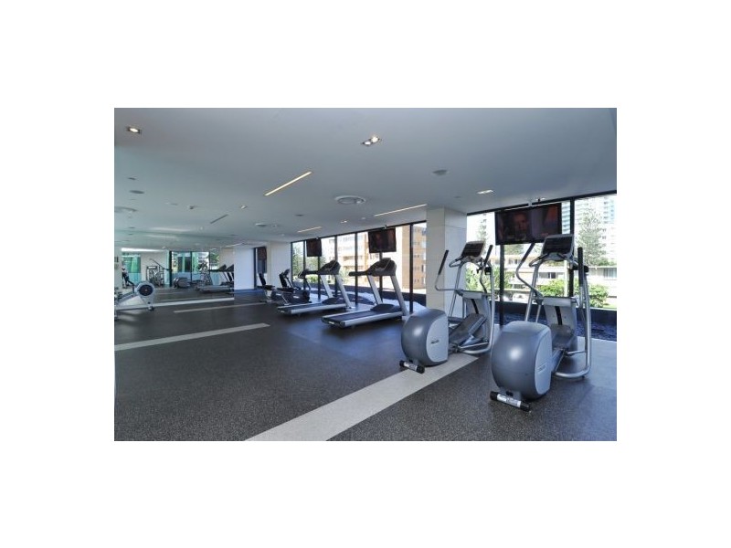 3704 Charles Ave, Broadbeach QLD 4218