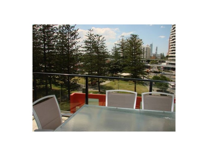 Broadbeach QLD 4218