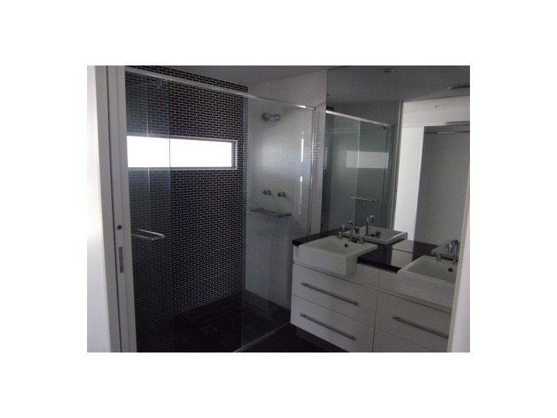 1101/89 Surf Parade, Broadbeach QLD 4218