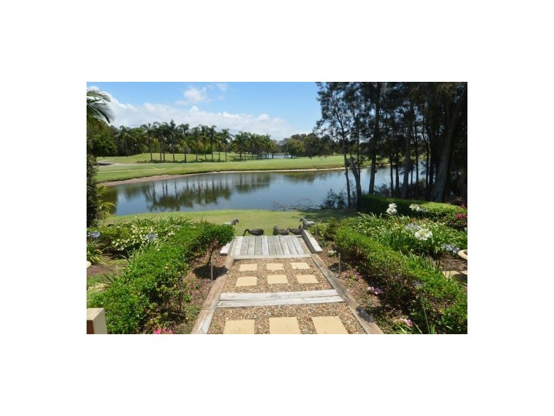53A Fairway Drive, Clear Island Waters QLD 4226