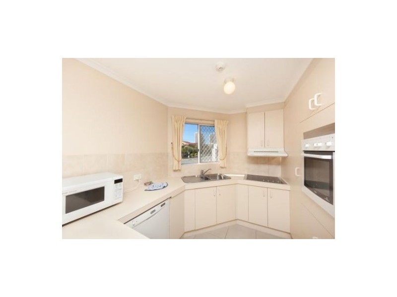9/36  Australia Ave, Broadbeach QLD 4218