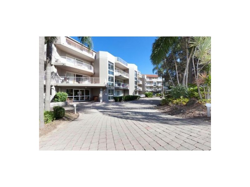 9/36  Australia Ave, Broadbeach QLD 4218