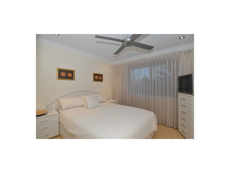 378 Bayview Street, Hollywell QLD 4216