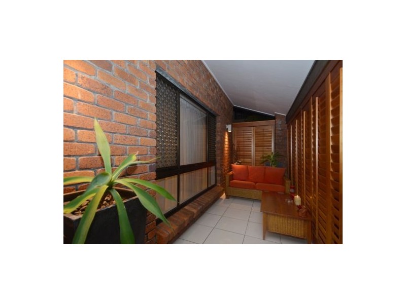 378 Bayview Street, Hollywell QLD 4216