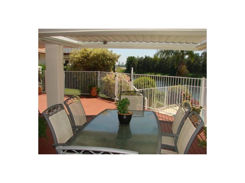 180 Port Jackson Blvd, Clear Island Waters QLD 4226