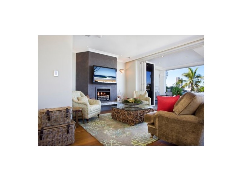 14  Korong Street, Southport QLD 4215
