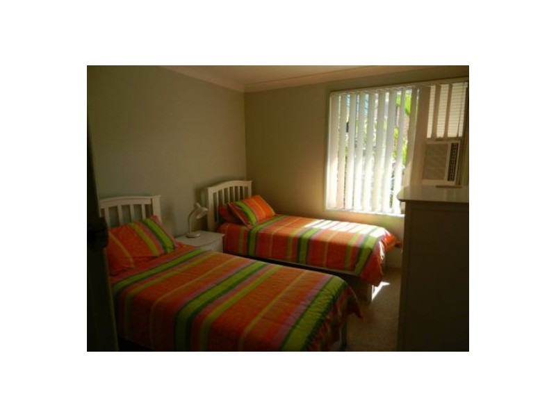 3/23 Anne Ave, Broadbeach QLD 4218