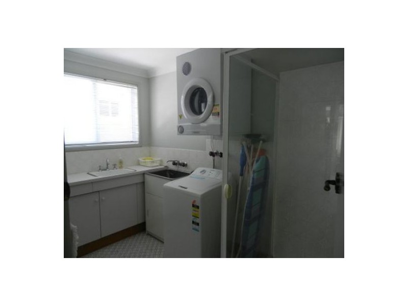 3/23 Anne Ave, Broadbeach QLD 4218