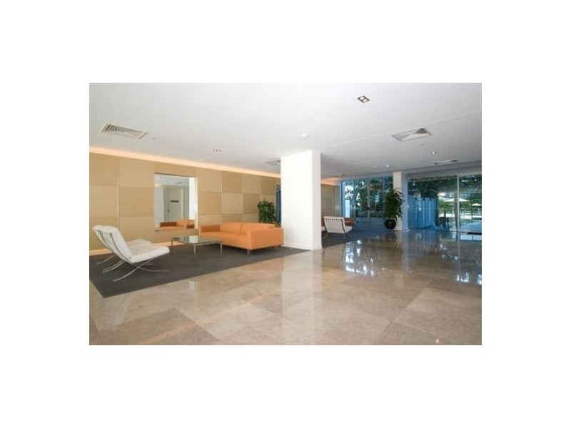 Broadbeach Waters QLD 4218