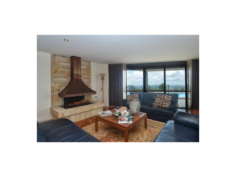 80 Magnetic Drive, Tamborine Mountain QLD 4272