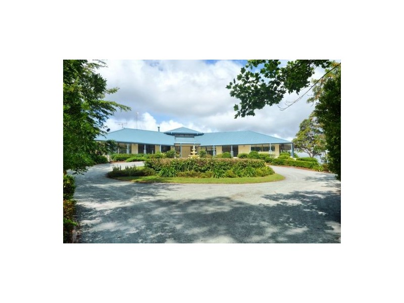 80 Magnetic Drive, Tamborine Mountain QLD 4272