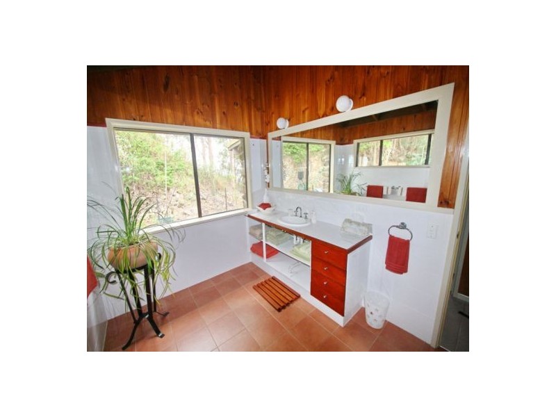 615 Beechmont Road, Lower Beechmont QLD 4211